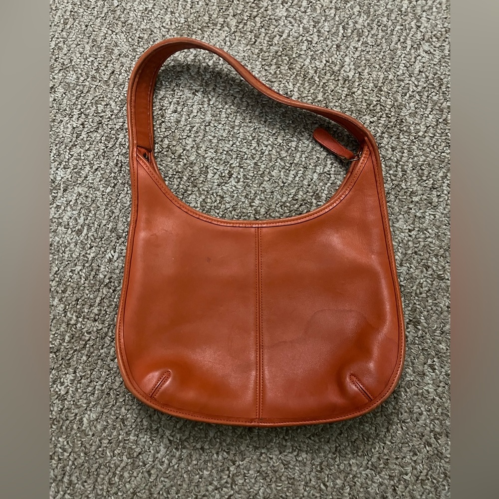 Vintage Coach orange shoulder bag